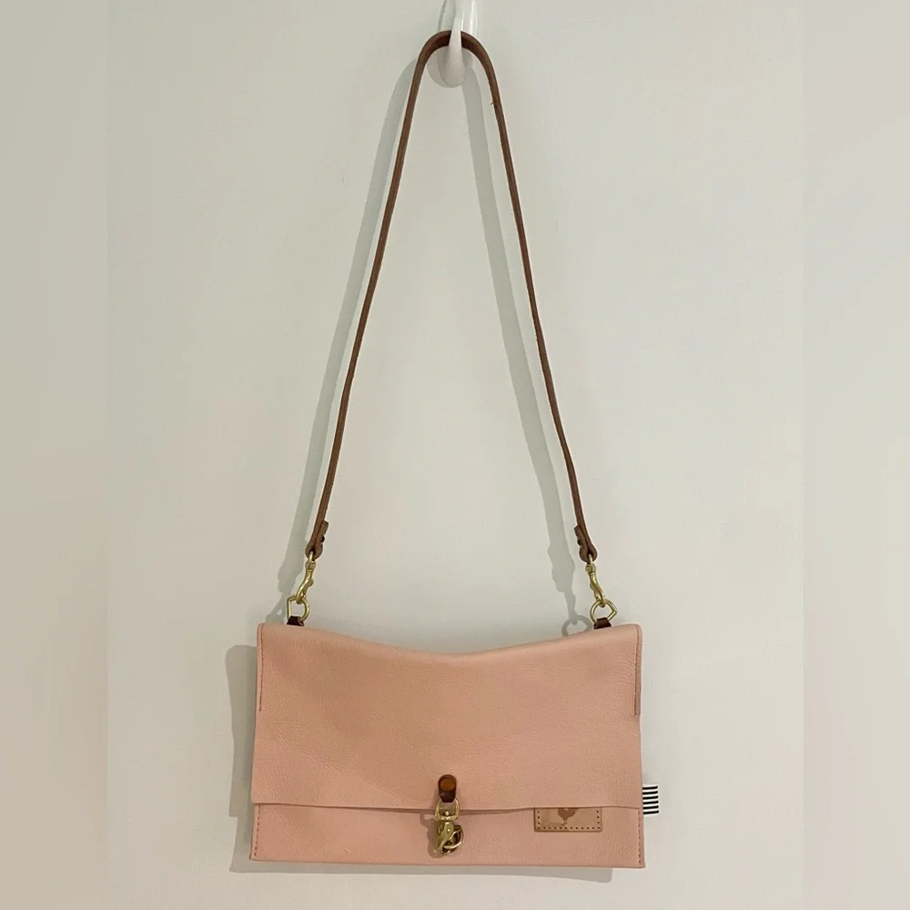 🆕 Foldover Clutch & Crossbody - NWOT - Picture 8 of 13